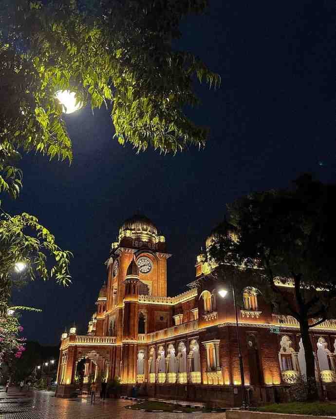 Gandhi Hall - Historic Dating Spot in Indore