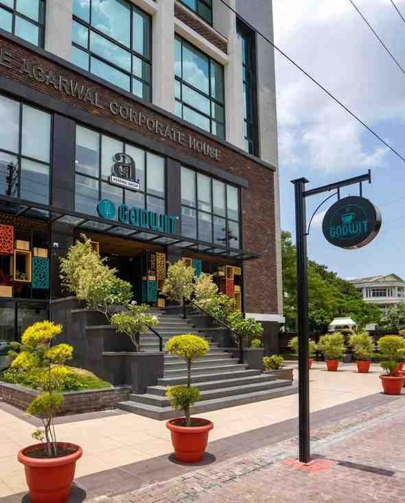 Godwit Cafe Ambiance