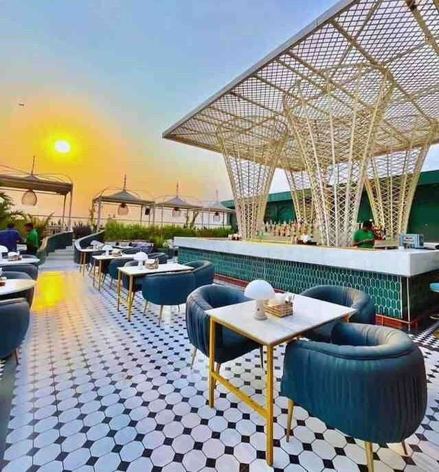 Skyhouse Cocktail Garden - A Romantic Restaurant in Indore