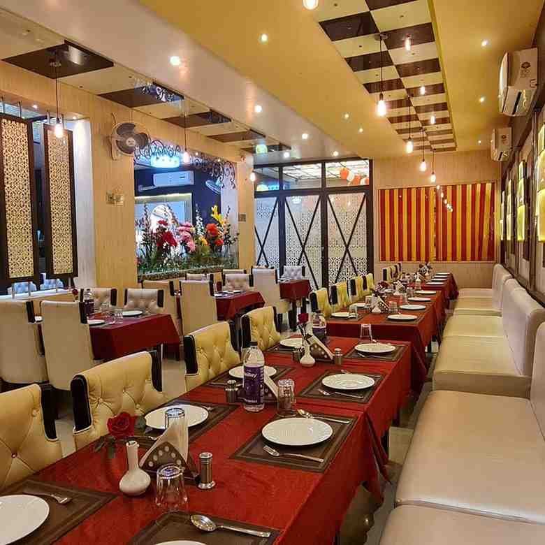Western Street Café - A cafe with private seating for couples in Bhelupur, Varanasi.
