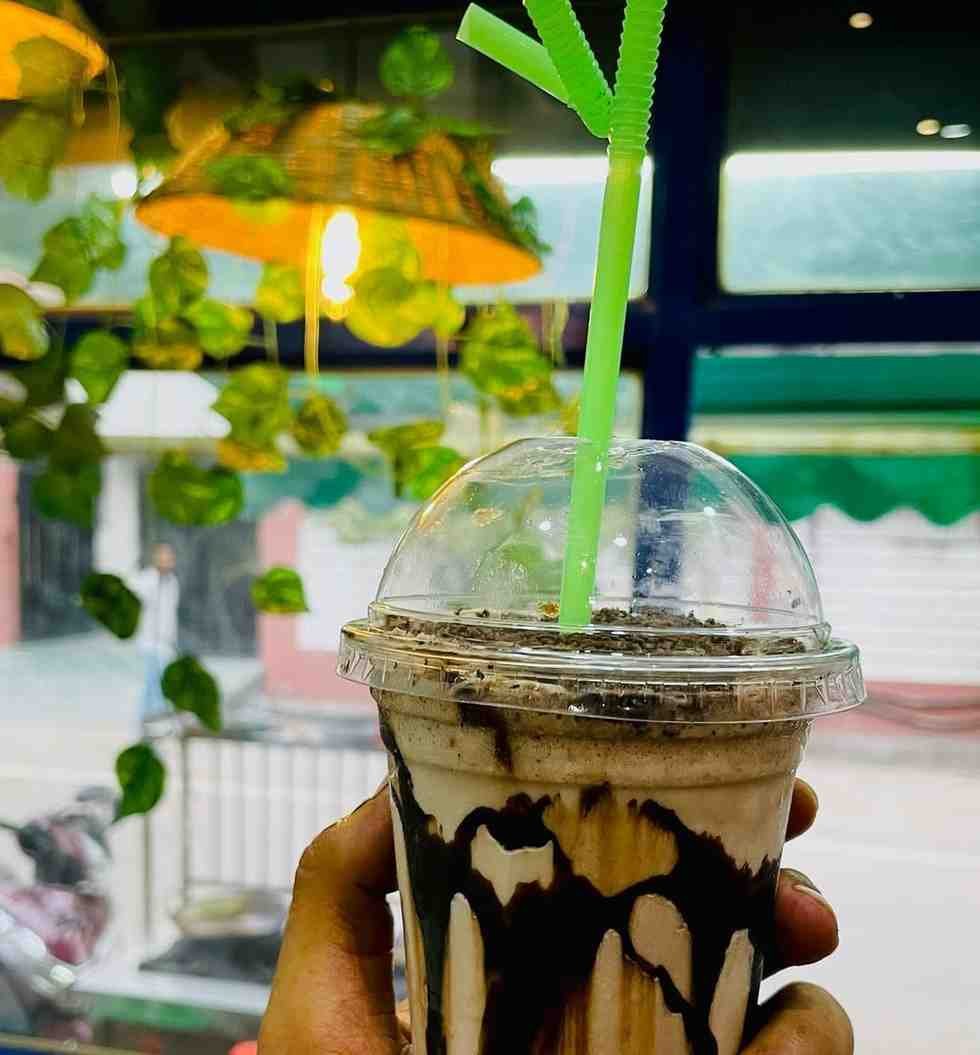 D SIXTY FOUR benaras - A hidden gem in Sigra with outstanding hospitality.