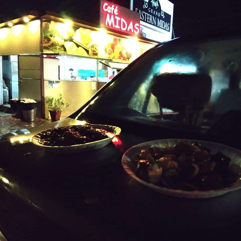 Cafe Midas - A unique drive-in cafe for couples in Indore.