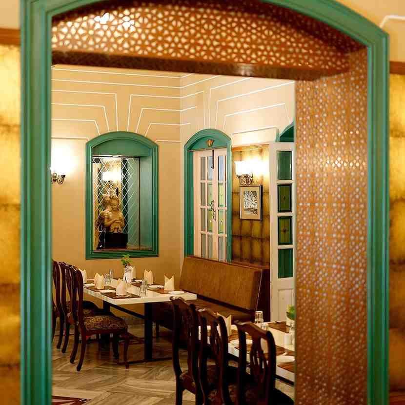 Canton Royale Restaurant - An elegant heritage restaurant for a special occasion.