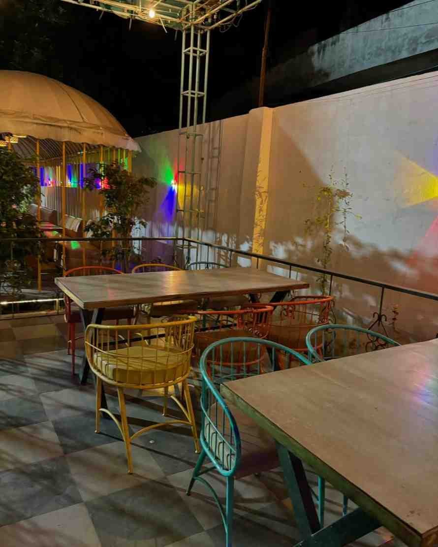 The Taste Factory - An aesthetic and peaceful restaurant in Mahmoorganj.