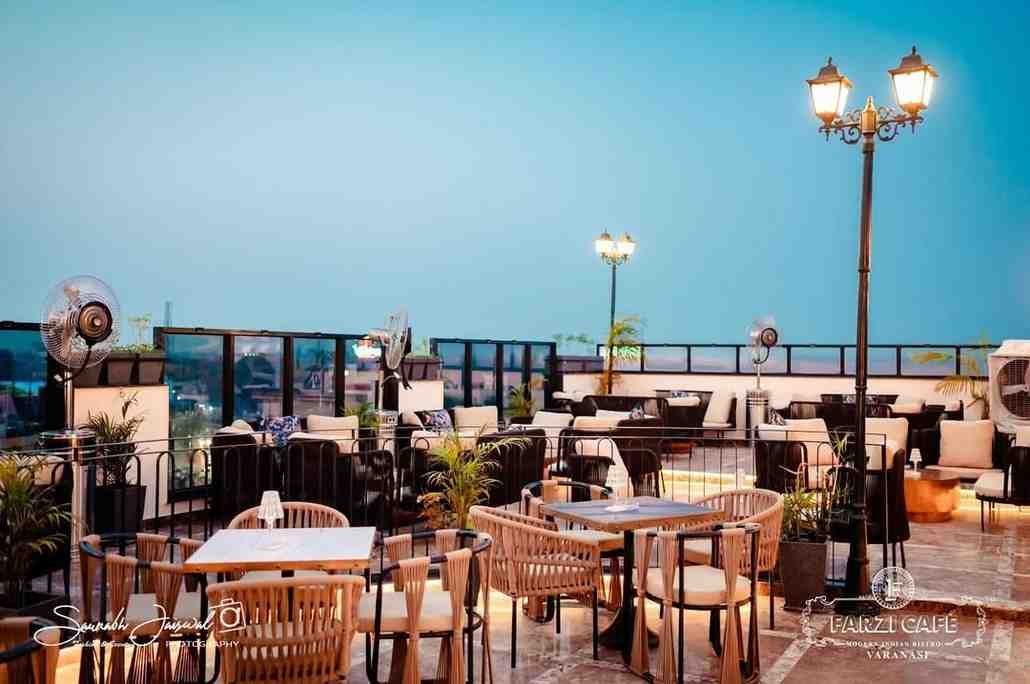Farzi Cafe, Varanasi - A lively cafe with fusion food, best for group fun.