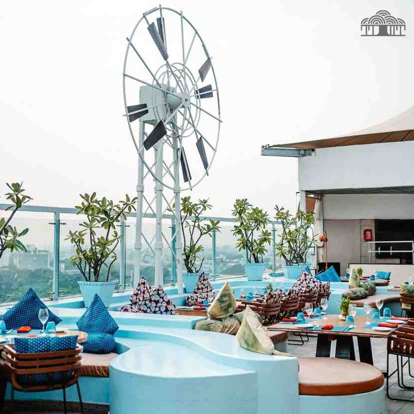 Sayaji Hotel Indore - A mid-range hotel in Indore with romantic ambiance for couples.