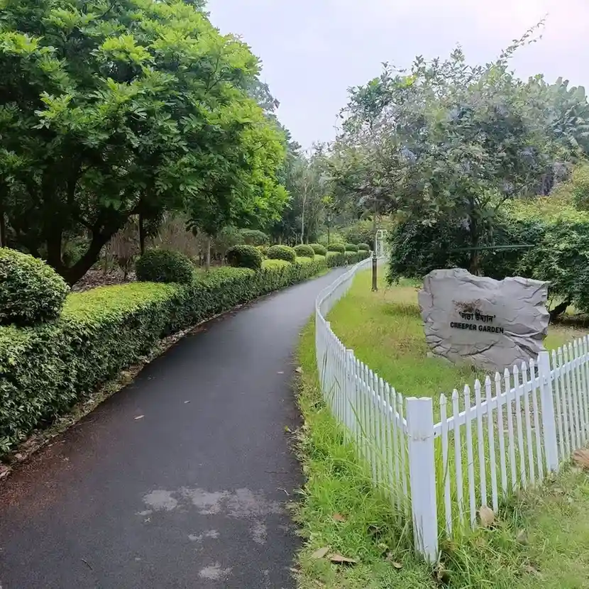 Central Park, Salt Lake - A vast, green heaven for couples seeking privacy.