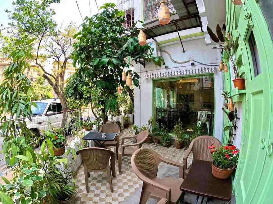 25 Main Street Cafe - A hidden gem in Salt Lake with authentic Korean food and aesthetic ambiance.