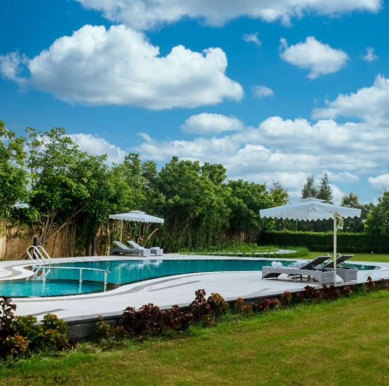 Ritz Resort - A grand resort with clean environment and amazing food for couples in Lucknow.