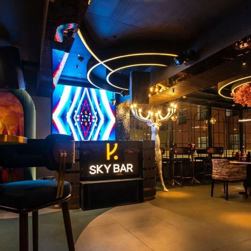 Klocal Sky Bar - Photogenic sky bar with aesthetic ambiance and hookah options.