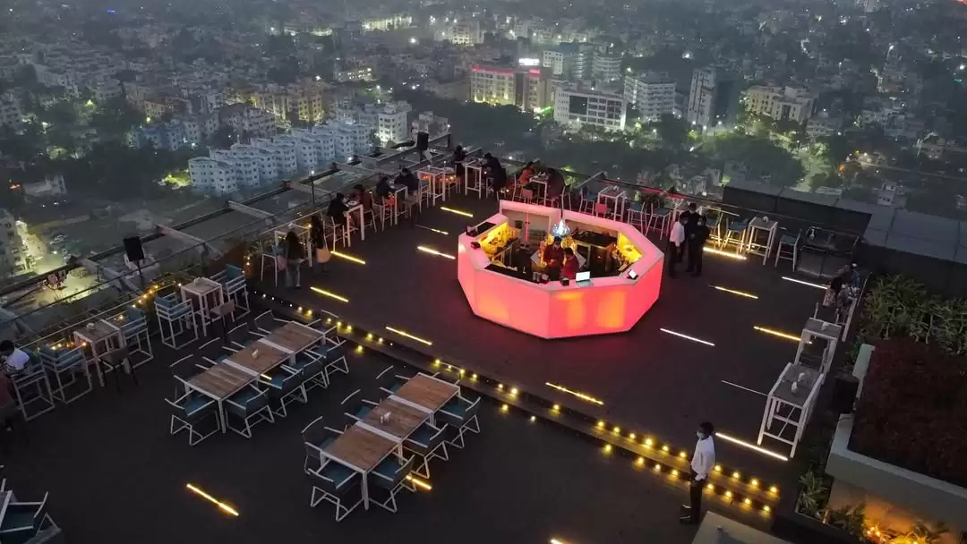 Ozora - A premium rooftop restaurant with stunning city views in Kolkata.