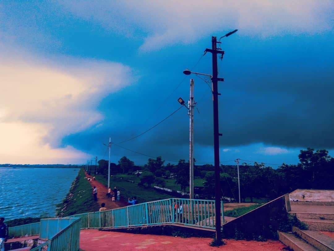 Hathaikheda Dam - A stunning dam with breathtaking views and peaceful atmosphere perfect for couples.