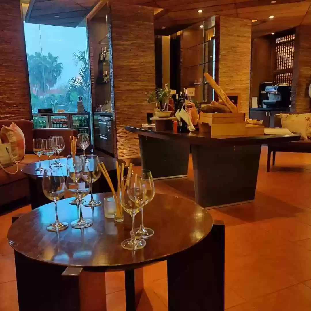 La Cucina - An upscale Italian dining experience at Hyatt Regency, Kolkata.