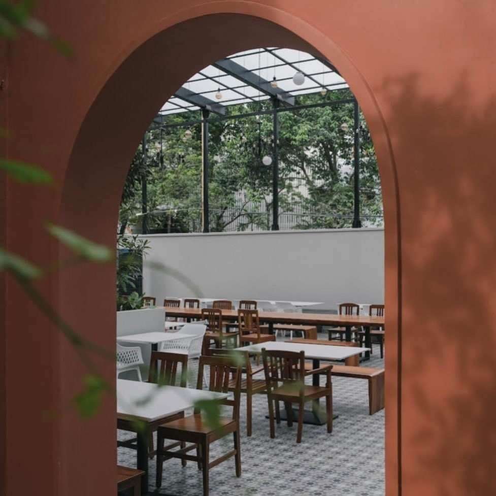 Coffee? Since 1999 - A cozy and nostalgic coffee shop experience.