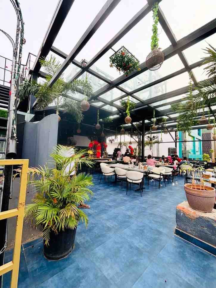 On DE Roof Restaurant - Rooftop dining with private cabanas for special occasions.