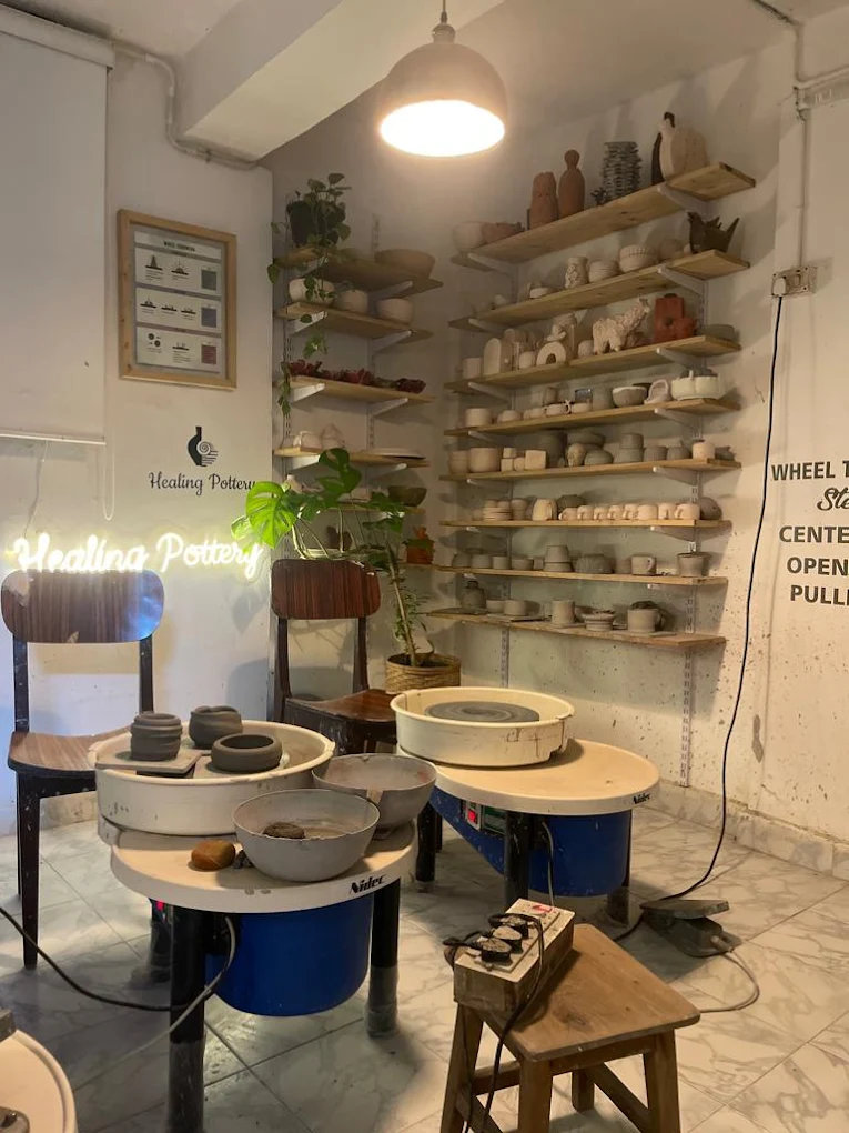 Healing Pottery - A creative and mindful pottery experience.