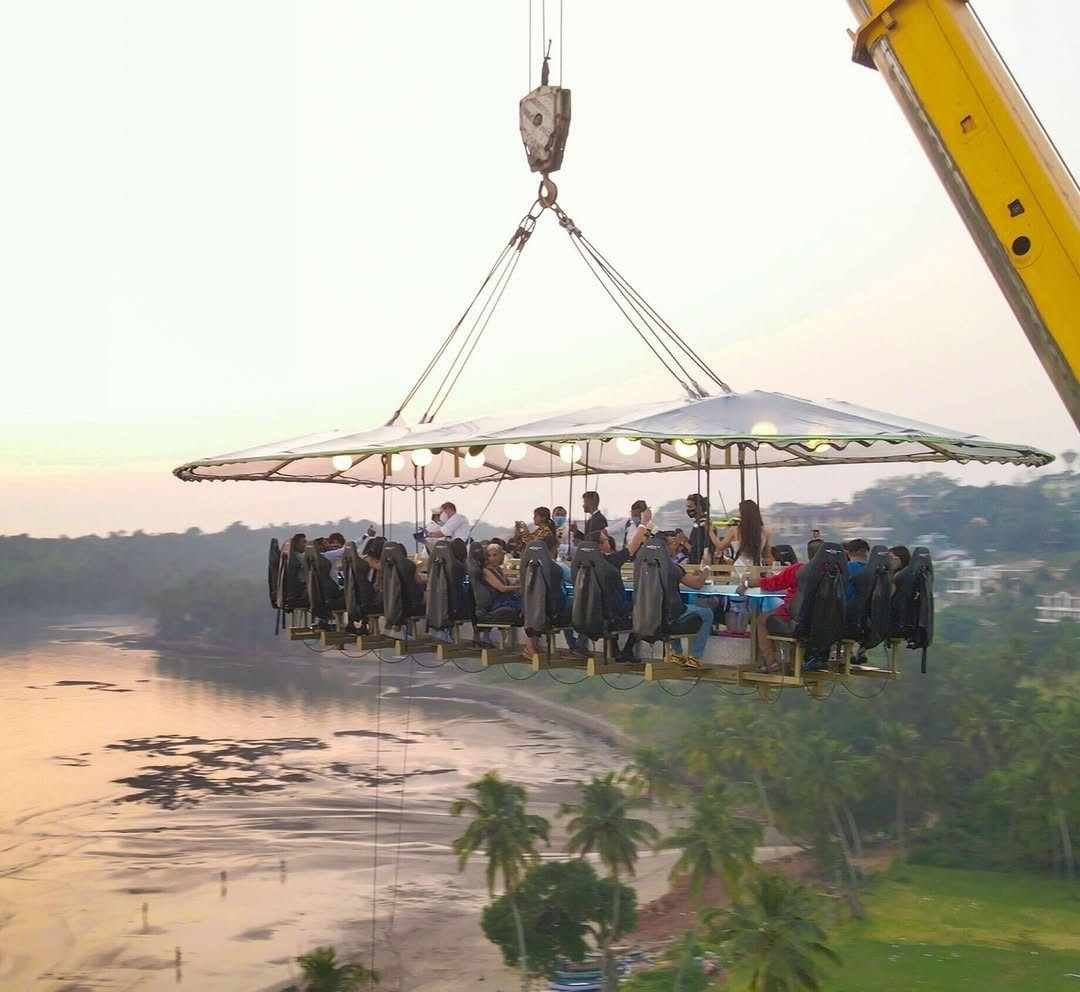 FlyDining - GOA - A unique dining experience suspended in the sky.